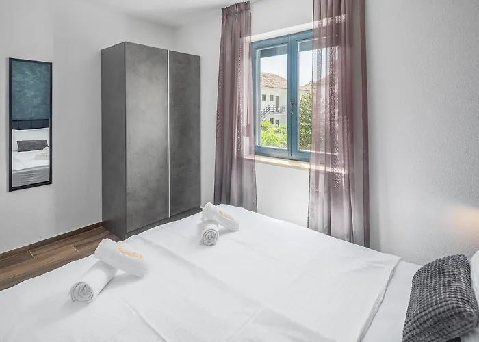 アパート New 2021! Stella